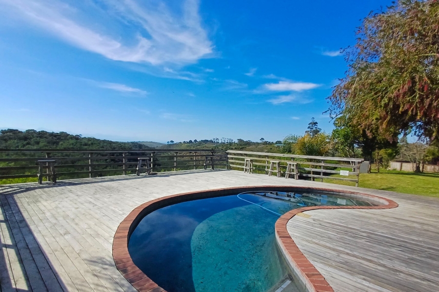 4 Bedroom Property for Sale in Roodefontein AH Western Cape